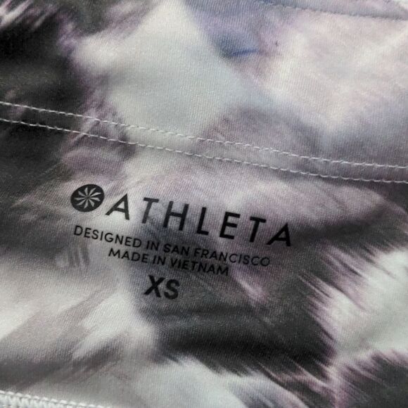 Athleta Run Free Winter Garden 7/8 Tight size XS - Picture 3 of 11